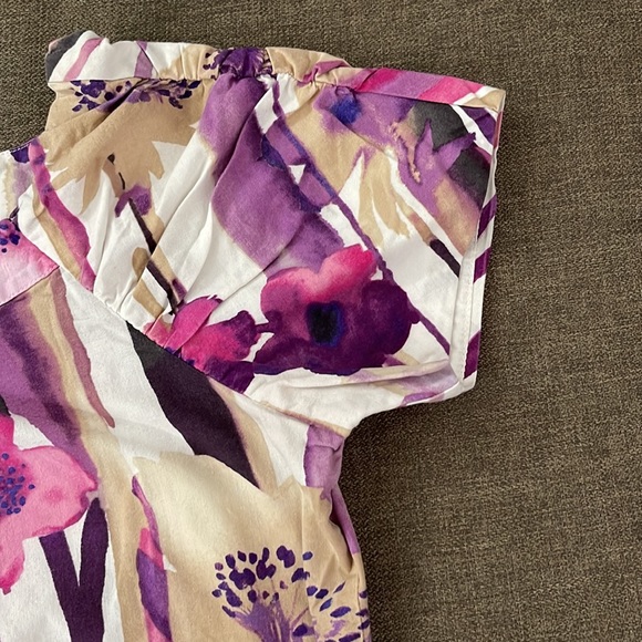 💰3 items for $25 🏷 Koi by Kathy Peterson Demi Scrub Top sz Small - Picture 9 of 14